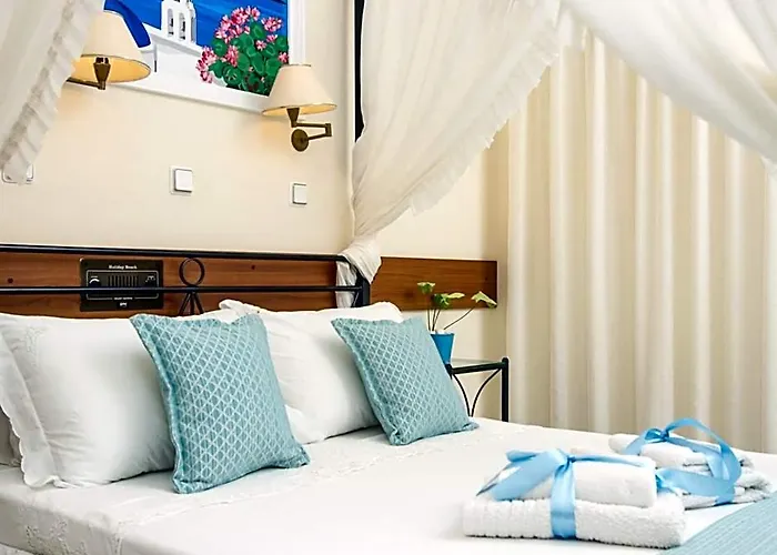 Holiday Beach Resort Santorini