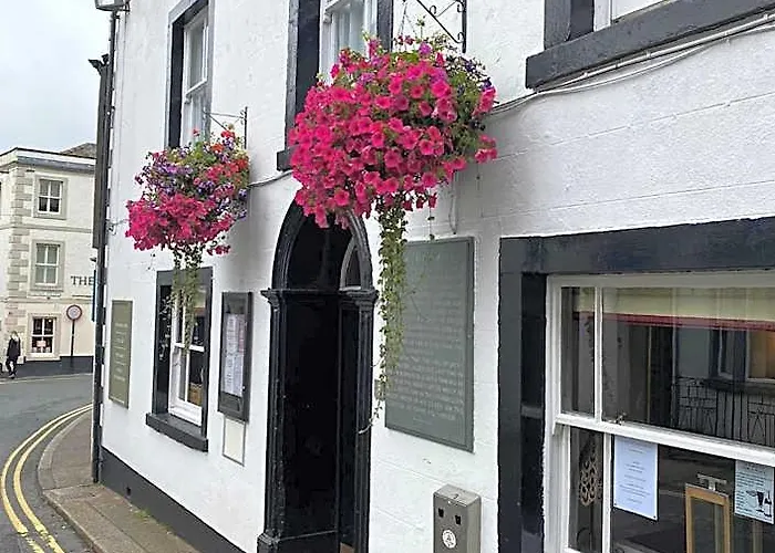 George Hotel
