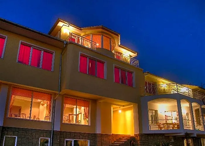 Shipka It Hotel
