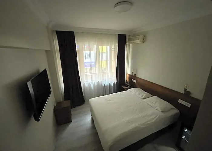 Altinnal Hotel