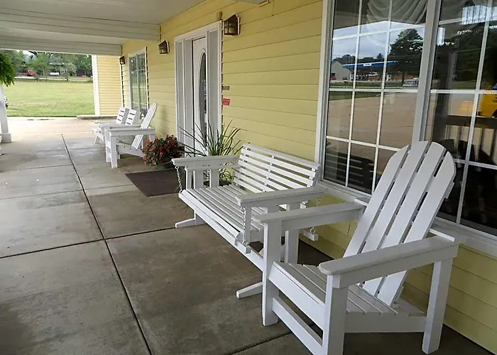 Honeysuckle Inn