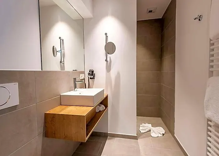 Jahotel