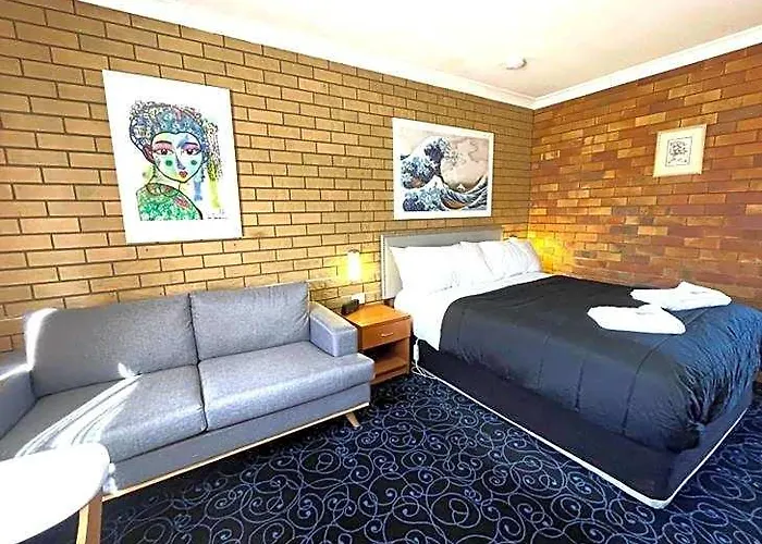 Guyra Motels