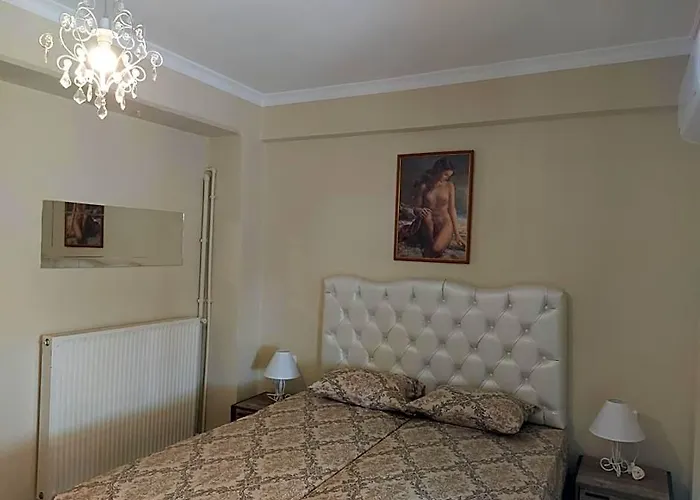 Villa Elli With Free Private Parking