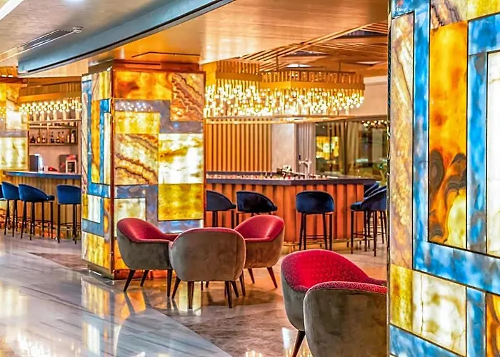 Royal Wings Hotel