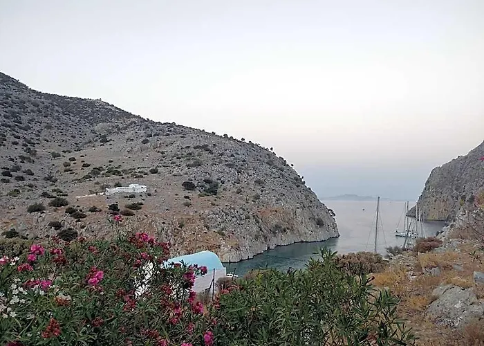 Manolis Rooms Vathys
