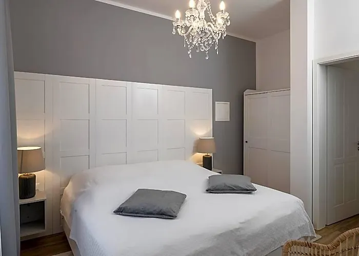 Hotel Markt 5 - inmitten der Lübbecker Altstadt, kostenloser Parkplatz direkt am Hotel