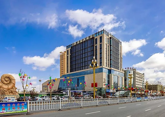 Grand Rezen Hotel Golmud