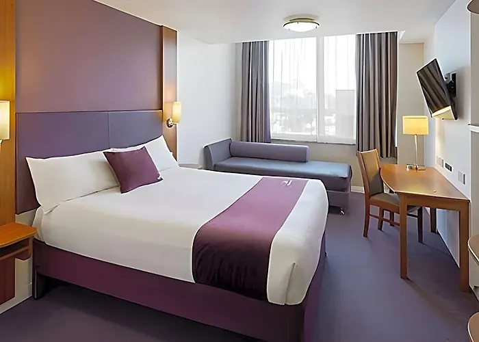 Premier Inn Swansea Waterfront