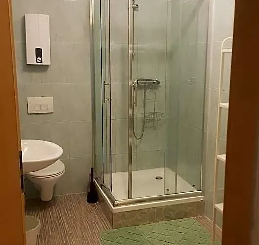 Niederdreisbacher Hütte - moderne Doppelzimmer - EINZELBETTEN -