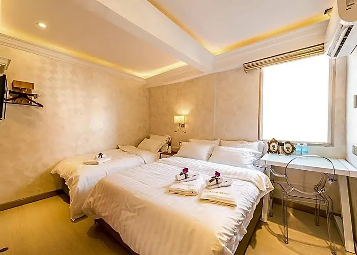 Cj Residence - Opposite Public Bank Centre Point