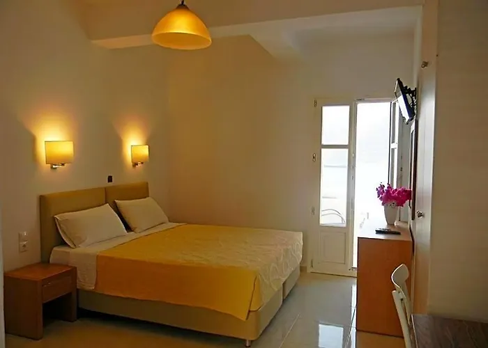 Anatoli Rooms