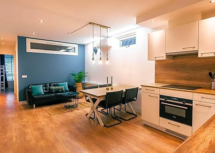 Familie Hotel & Apartments Alkmaar