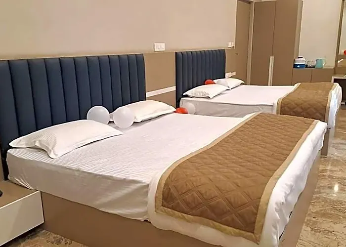 Hotel Keshav Inn