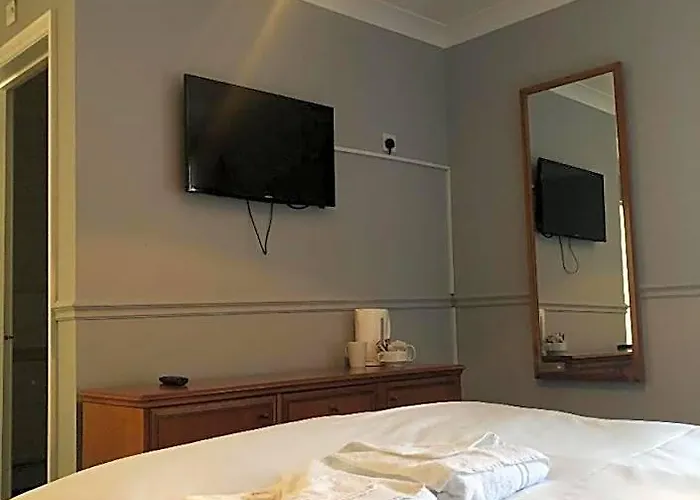 The Crown Hotel