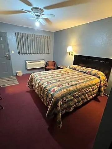 Pratt Budget Inn