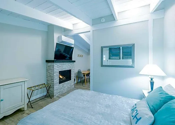 Boutique Suite #3