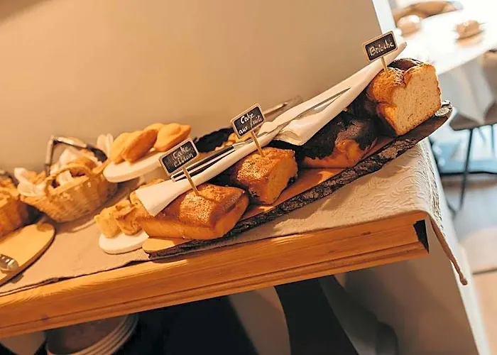 Hotel Le Chatellier - Piscine Chauffee D'Avril A Octobre
