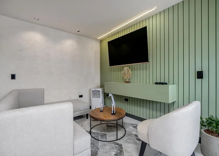 Apartamentos Housy Laureles
