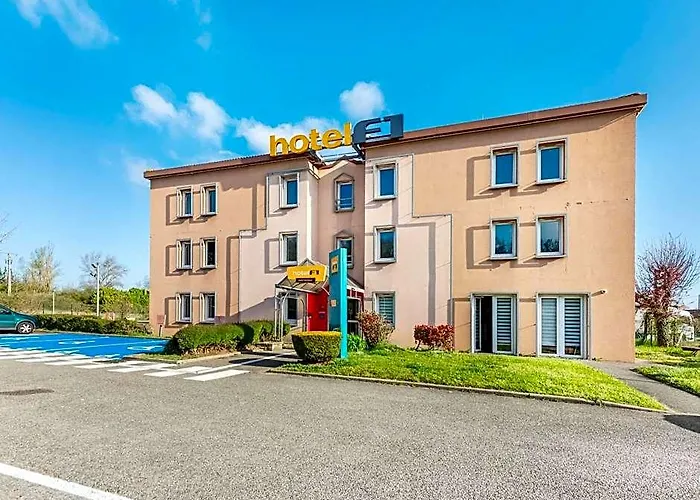 Hotelf1 Lyon Bourgoin-Jallieu