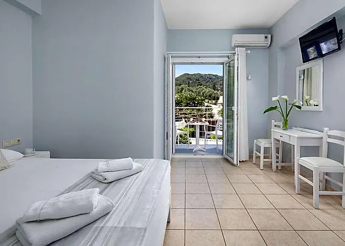 Bella Vista Beach Hotel