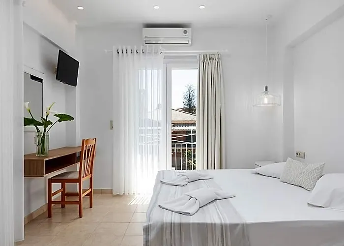 Bella Vista Beach Hotel