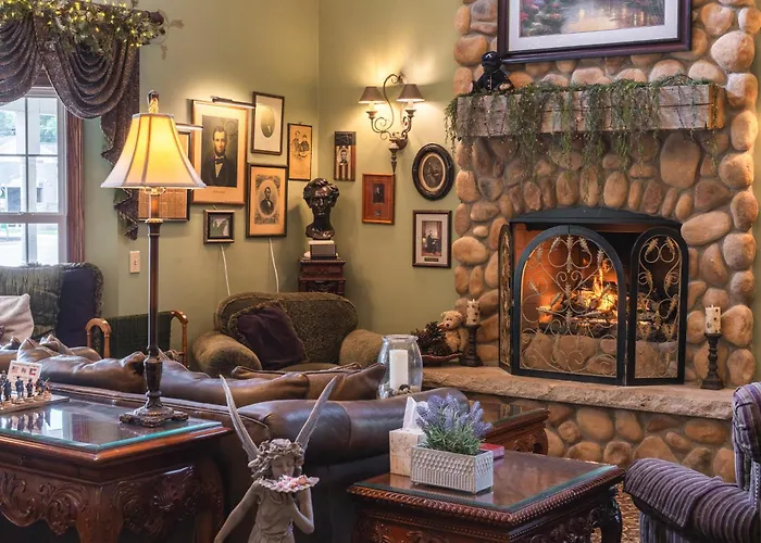 Hearthstone Inn & Suites