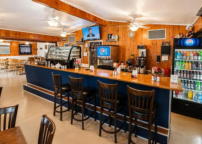 Rocky Mount Motel Near Hwy 220