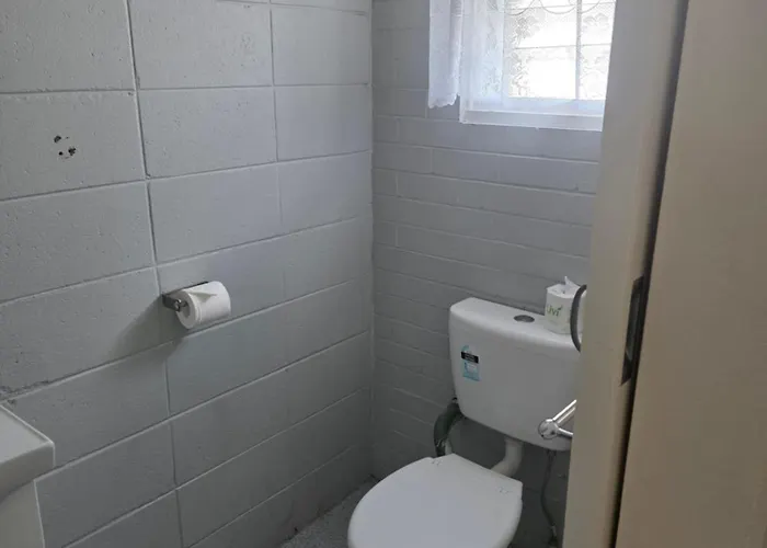 Country Club Motel