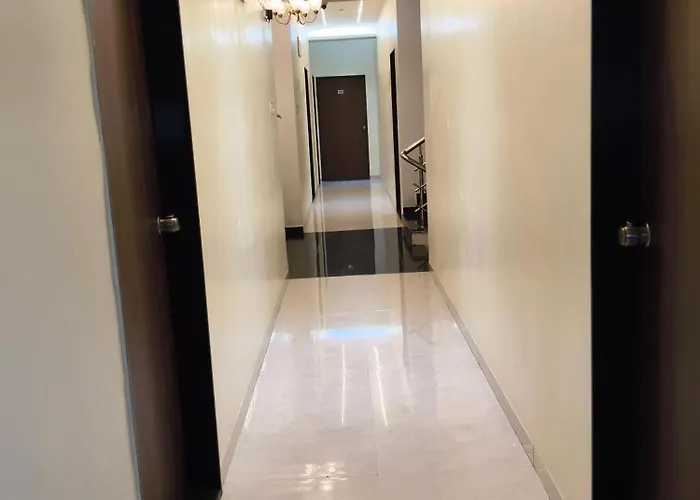 Hotel Atithi Lodging Pune