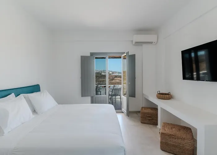 Santorini Island Hotels