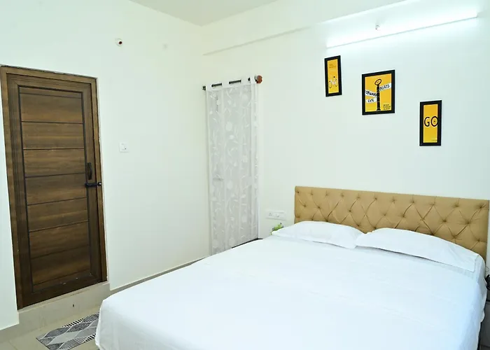 Rr Service Apartment