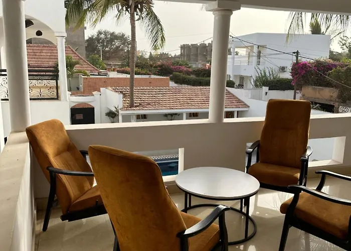 Blue House Hotel