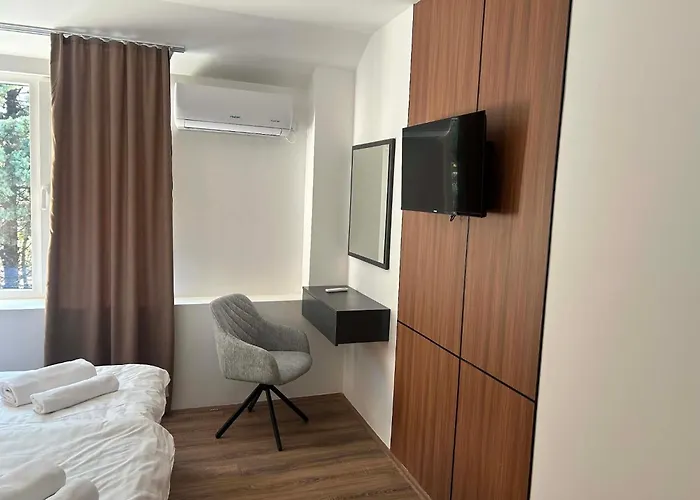 Dion Hotel & Restaurant