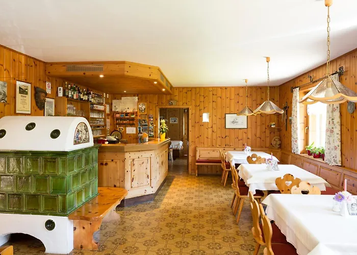 Hotels in Martell
