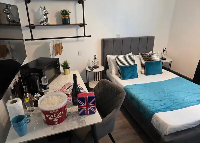 Cosy & Leafy Guesthouse - Perfect For Bhx & Nec - Receptionless