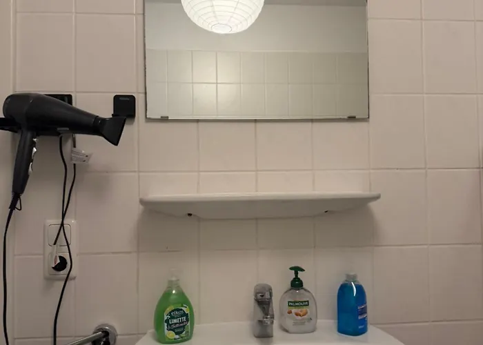 Modernes gemütliches Studio Zimmer