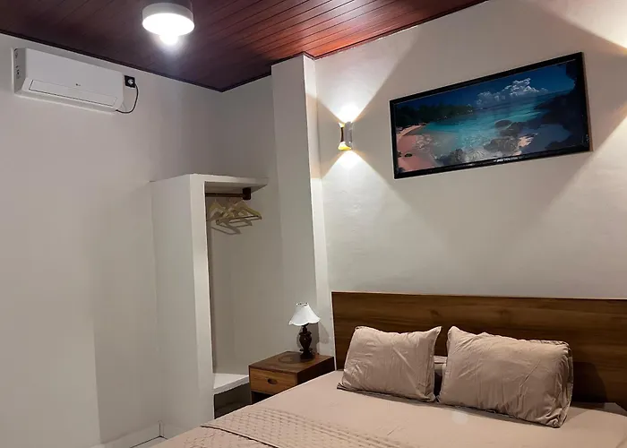 Kuta Glori Homestay