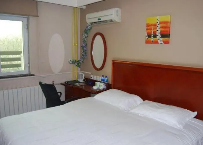 Greentree Inn Nanjing Jiangning Tianyin Avenue Subway Station Express Hotel