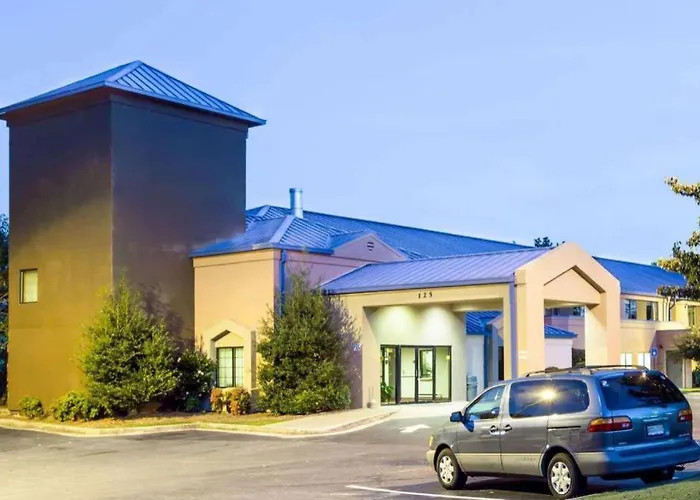Rodeway Inn Austell Six Flags