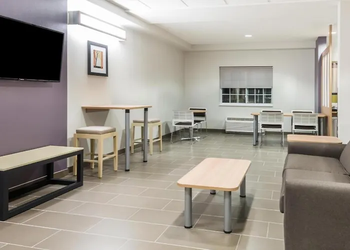 Microtel Inn & Suites By Wyndham Beaver Falls