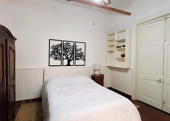 Casarao Sacramento Hostel & Suites