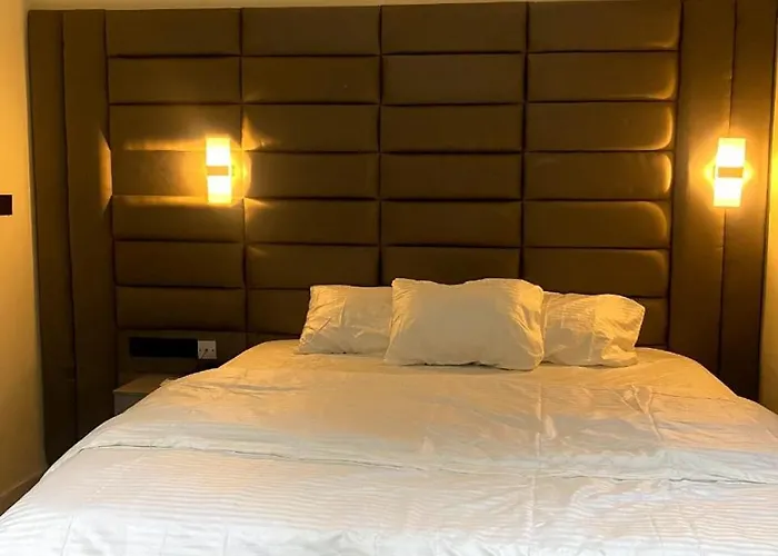 D' Amex Hotel