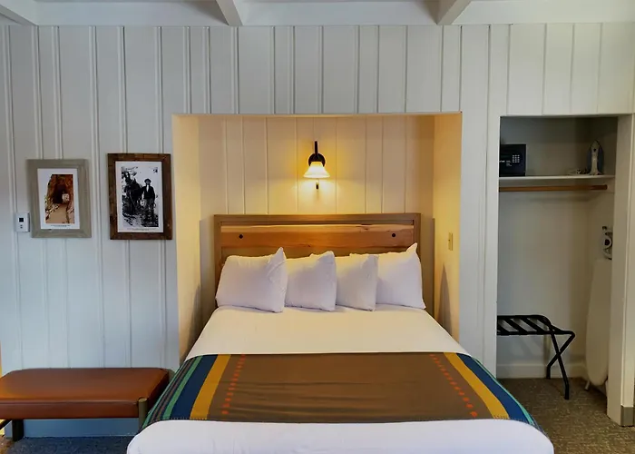 Hotels in Grand Canyon Village