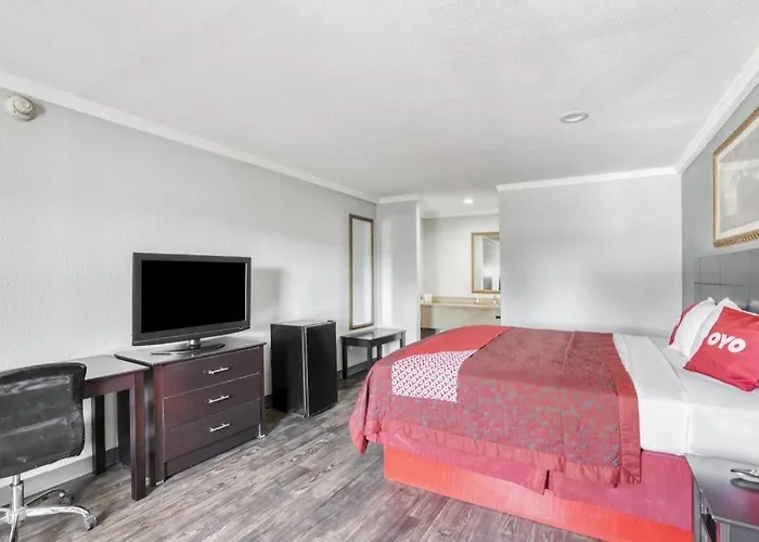 Oyo Hotel Pineville La Hwy 165