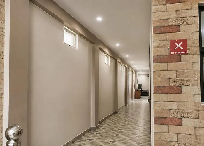 Hotel Galaxia Inn Near PEC College