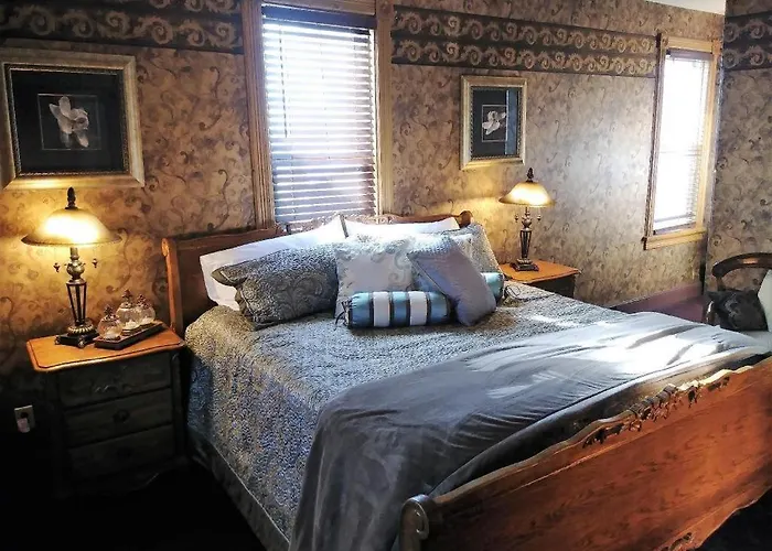 Annandale Hotels
