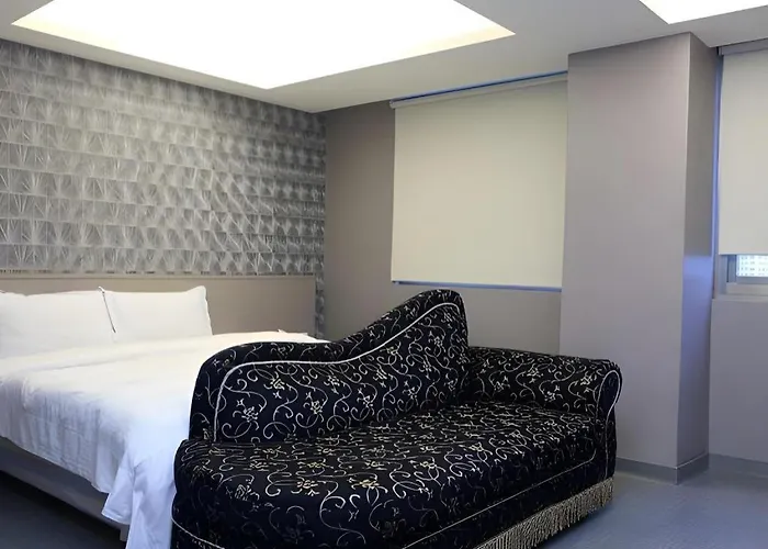 Jinhwa Hotel