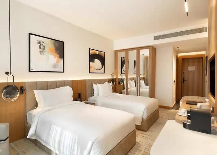 Grand Bloom Hotel