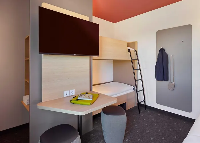 B&B HOTEL Fürth-Hardhöhe